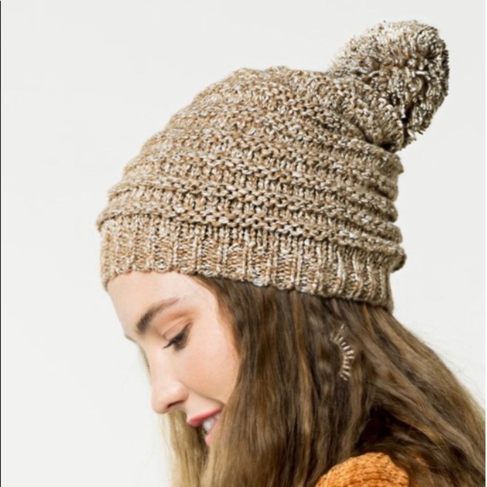 Stonewashed Knitted PomPom Beanies